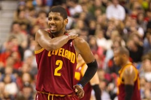 irving-shoulder-injury-vs-raptors